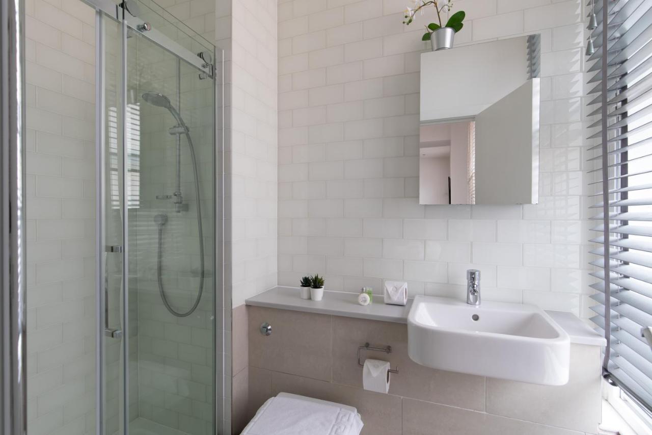 Homely - Central London West End Apartments Ngoại thất bức ảnh